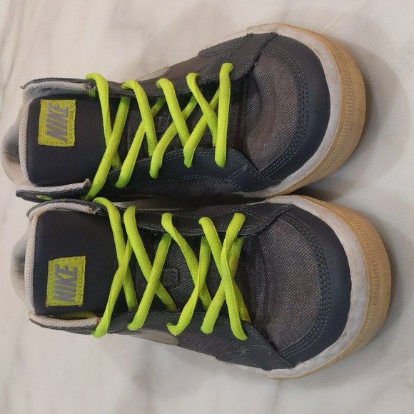 Nike Rare Dunk Mid Grey and neon green Youth size 6 - Picture 2 of 9